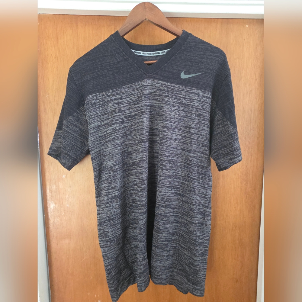 Nike Dri-FIT Knit V- Neck Men's Training XL Gray Black Shirt Men's